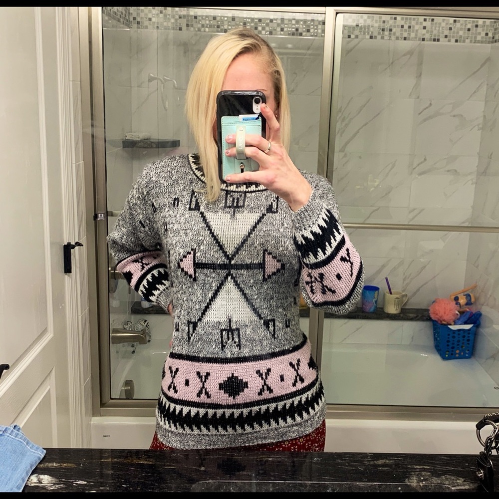 VINTAGE 90s pink, gray, & black oversized sweater